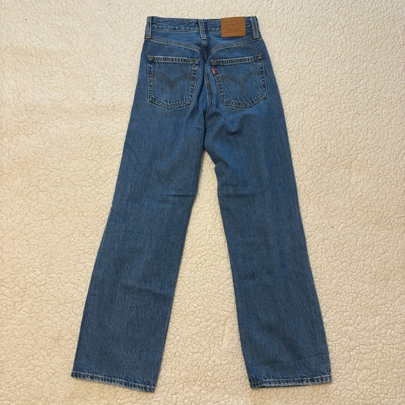 Levi’s Ribcage Straight Ankle - Picture 2 of 3